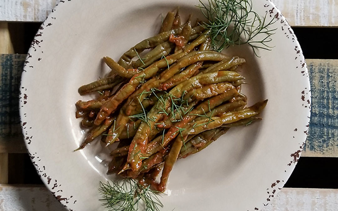 Fasolakia (Greek Green Beans in Tomato Sauce)