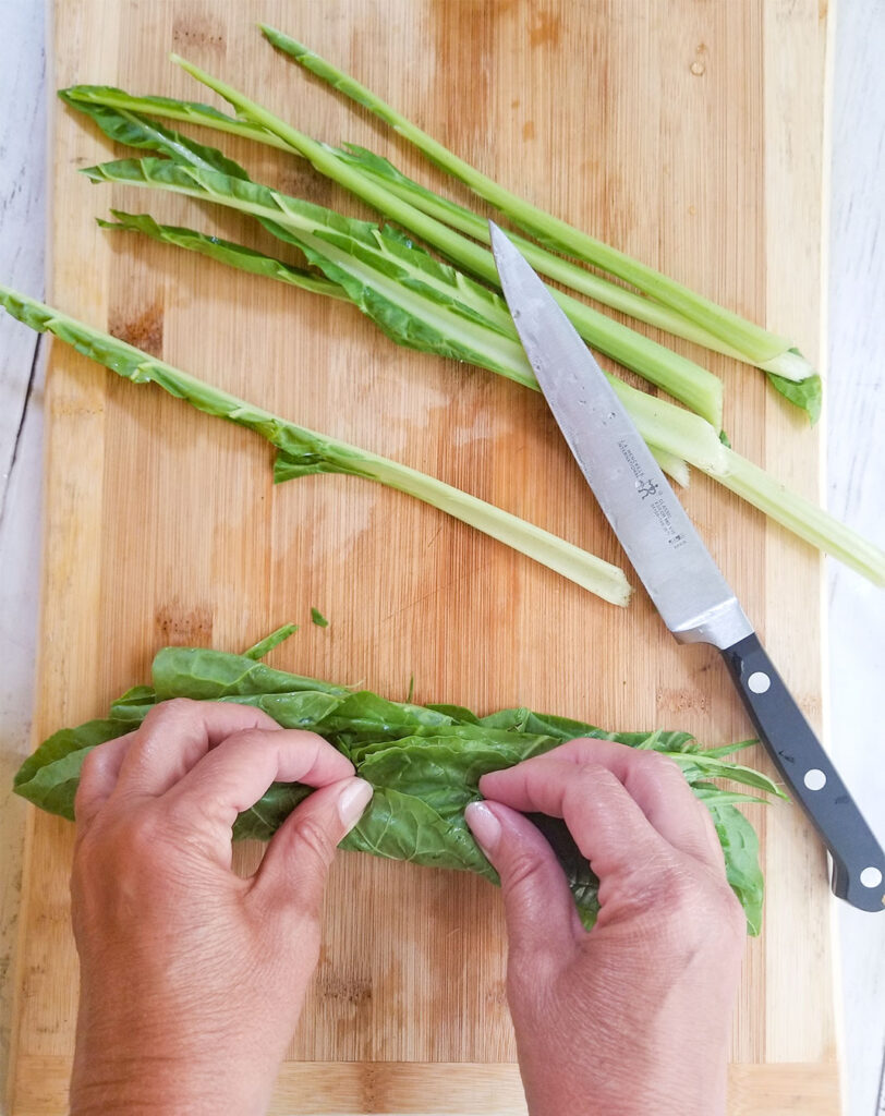 Rolling leaves to cut