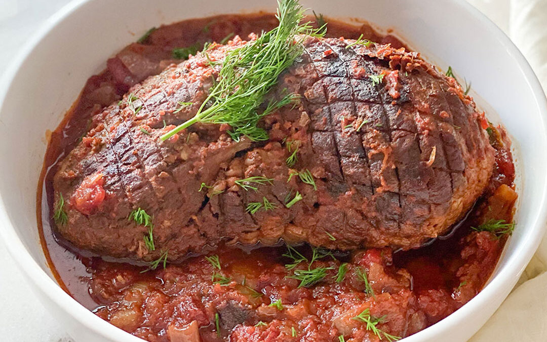 Roasted Lamb in Red Sauce